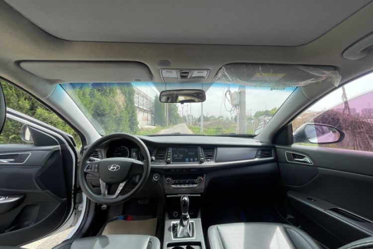 Used Hyundai Mistra 2019 1.8L Automatic Smart GLS Commemorative Model China VI Standard Interior 2