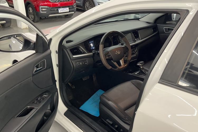 Used Hyundai Mistra 2019 1.8L Automatic Smart GLS Commemorative Model China VI Standard Interior 2