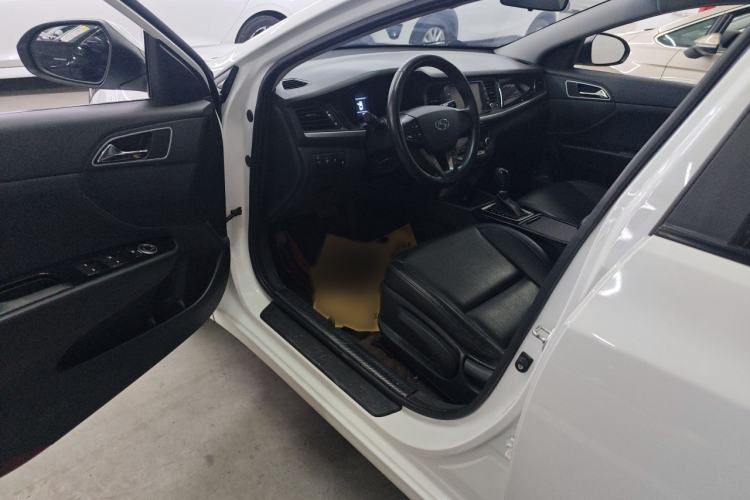 Used Hyundai Mistra 2019 1.8L Automatic Smart GLS China VI Standard Interior 2