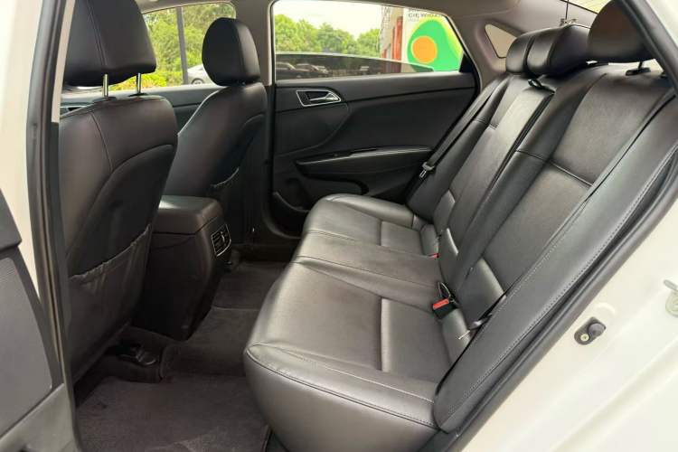 Used Hyundai Mistra 2019 1.8L Automatic Smart GLS China VI Standard Interior 3