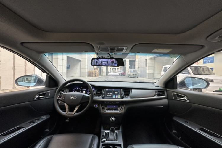 Used Hyundai Mistra 2019 1.8L Automatic Smart GLS Commemorative Model China VI Standard Interior 3