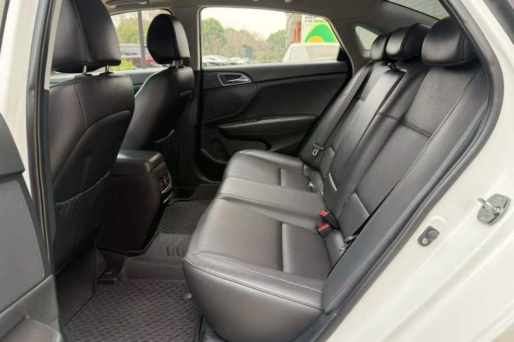 Used Hyundai Mistra 2019 1.8L Automatic Smart GLS Commemorative Model China VI Standard Interior 4