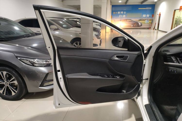 Used Hyundai Mistra 2019 1.8L Automatic Smart GLS China VI Standard Interior 7