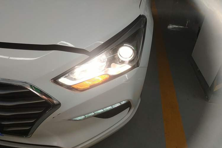 Used Hyundai Mistra 2019 1.8L Automatic Smart GLS China VI Standard Left Front Headlight