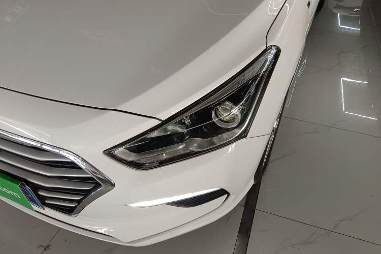 Used Hyundai Mistra 2019 1.8L Automatic Smart GLS Commemorative Model China VI Standard Left Front Headlight
