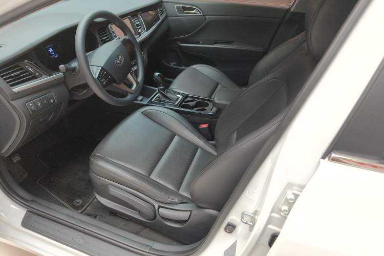 Used Hyundai Mistra 2019 1.8L Automatic Smart GLS China VI Standard Left Front Seat