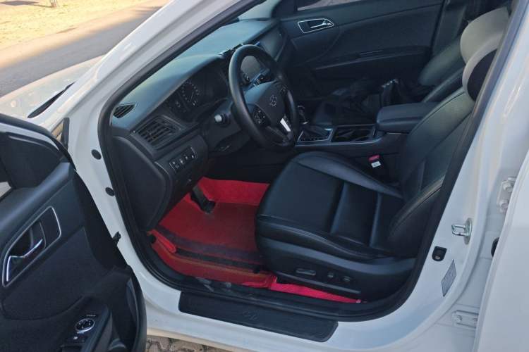 Used Hyundai Mistra 2019 1.8L Automatic Smart GLS Commemorative Model China VI Standard Left Front Seat
