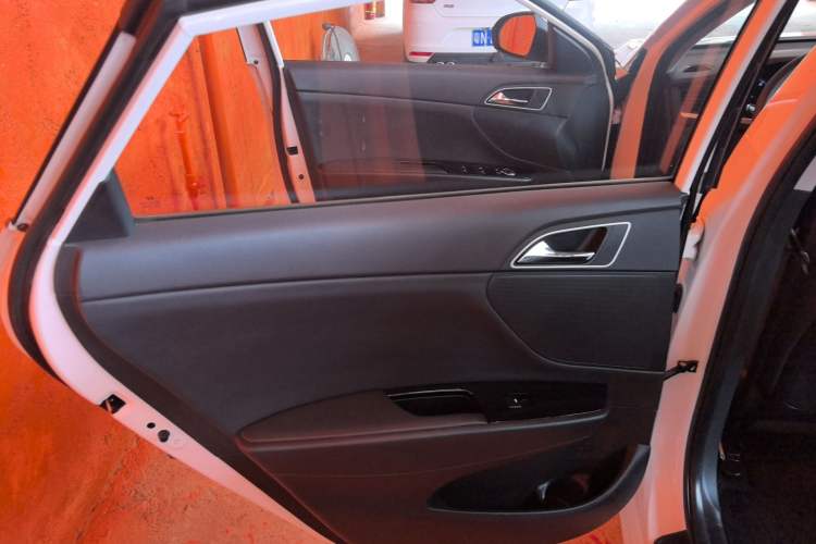 Used Hyundai Mistra 2019 1.8L Automatic Smart GLS China VI Standard Left Rear Door Interior
