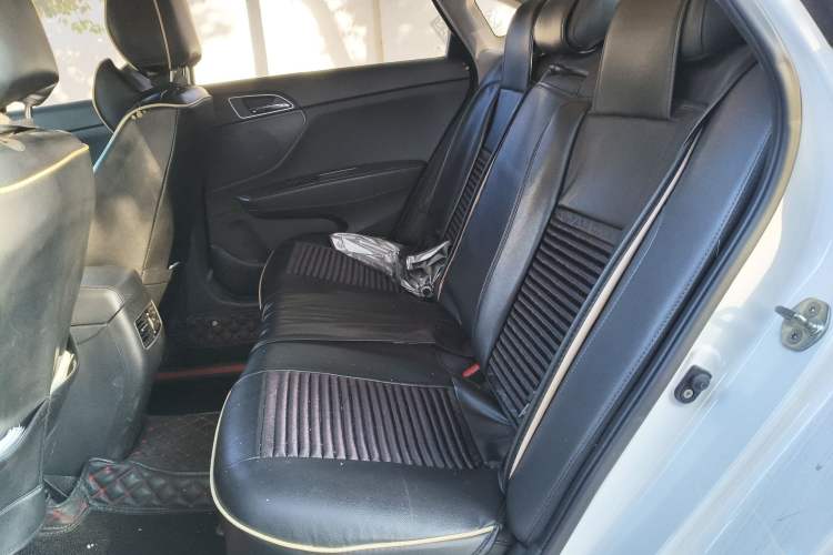 Used Hyundai Mistra 2019 1.8L Automatic Smart GLS Commemorative Edition China V Standard Left Rear Seat