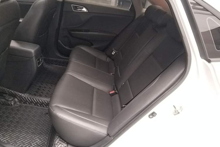 Used Hyundai Mistra 2019 1.8L Automatic Smart GLS China VI Standard Left Rear Seat