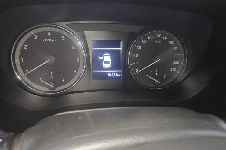 Used Hyundai Mistra 2019 1.8L Automatic Smart GLS China VI Standard Odometer Close Up