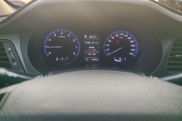 Used Hyundai Mistra 2019 1.8L Automatic Smart GLS Commemorative Model China VI Standard Odometer Close Up