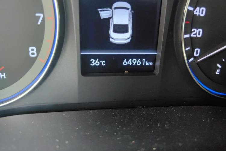 Used Hyundai Mistra 2019 1.8L Automatic Smart GLS China VI Standard Odometer Close Up