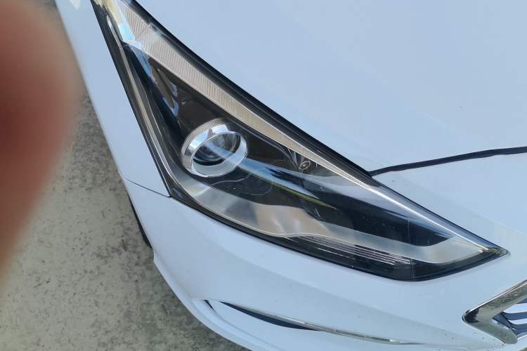 Used Hyundai Mistra 2019 1.8L Automatic Smart GLS China VI Standard Right Front Headlight