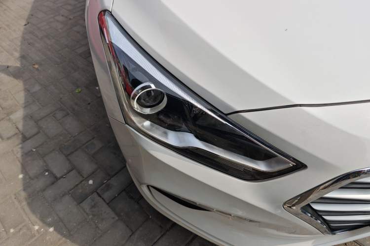 Used Hyundai Mistra 2019 1.8L Automatic Smart GLS China VI Standard Right Front Headlight