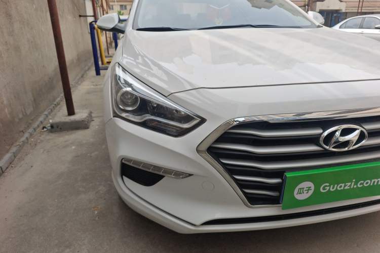 Used Hyundai Mistra 2019 1.8L Automatic Smart GLS China VI Standard Right Front Headlight