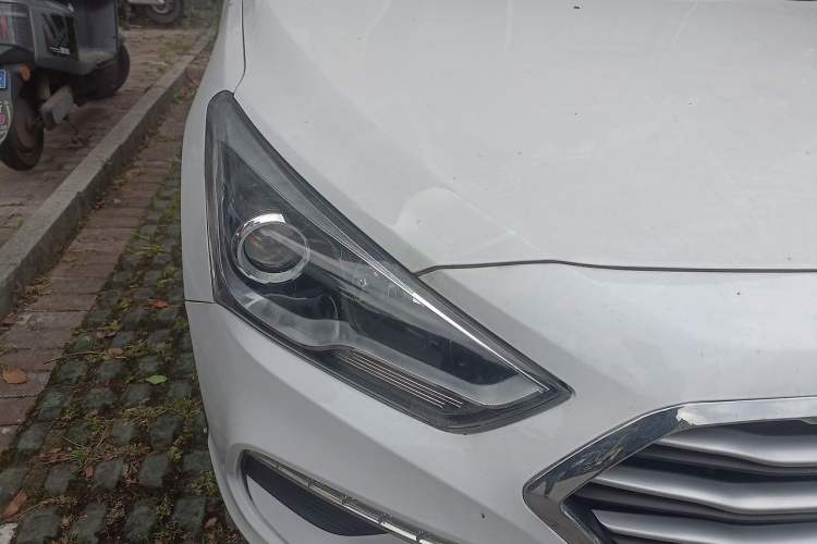 Used Hyundai Mistra 2019 1.8L Automatic Smart GLS Commemorative Model China VI Standard Right Front Headlight