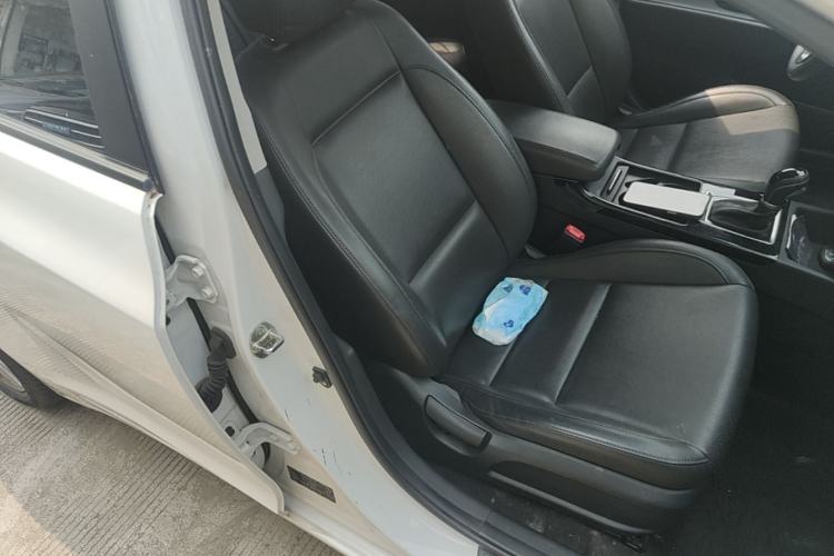 Used Hyundai Mistra 2019 1.8L Automatic Smart GLS China VI Standard Right Front Seat