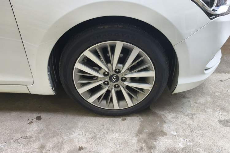 Used Hyundai Mistra 2019 1.8L Automatic Smart GLS Commemorative Model China VI Standard Right Front Wheel Hub