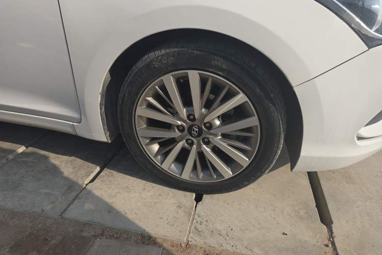 Used Hyundai Mistra 2019 1.8L Automatic Smart GLS China VI Standard Right Front Wheel Hub