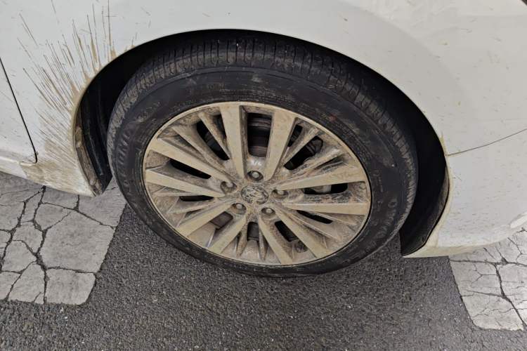 Used Hyundai Mistra 2019 1.8L Automatic Smart GLS Commemorative Model China VI Standard Right Front Wheel Hub