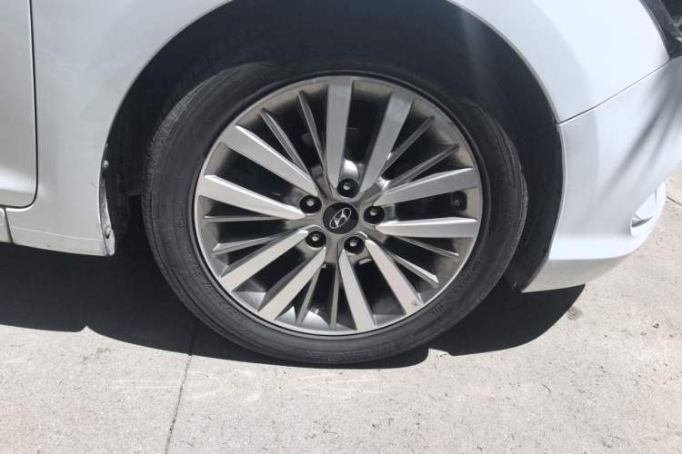 Used Hyundai Mistra 2019 1.8L Automatic Smart GLS China VI Standard Right Front Wheel Hub