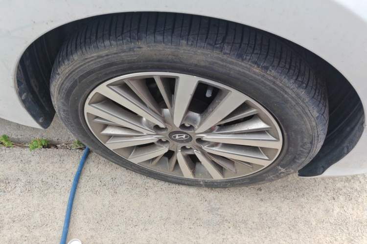 Used Hyundai Mistra 2019 1.8L Automatic Smart GLS China VI Standard Right Front Wheel Hub