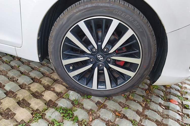 Used Hyundai Mistra 2019 1.8L Automatic Smart GLS China VI Standard Right Front Wheel Hub