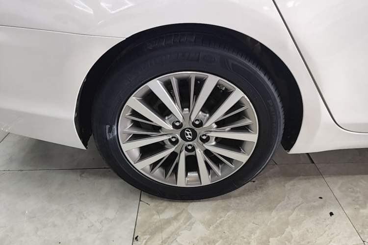 Used Hyundai Mistra 2019 1.8L Automatic Smart GLS Commemorative Model China VI Standard Right Rear Wheel Hub