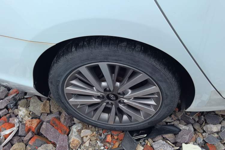 Used Hyundai Mistra 2019 1.6T Automatic Smart GLS China VI Standard Right Rear Wheel Hub