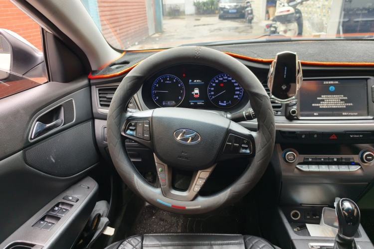 Used Hyundai Mistra 2019 1.8L Automatic Smart GLS Commemorative Model China VI Standard Steering Wheel
