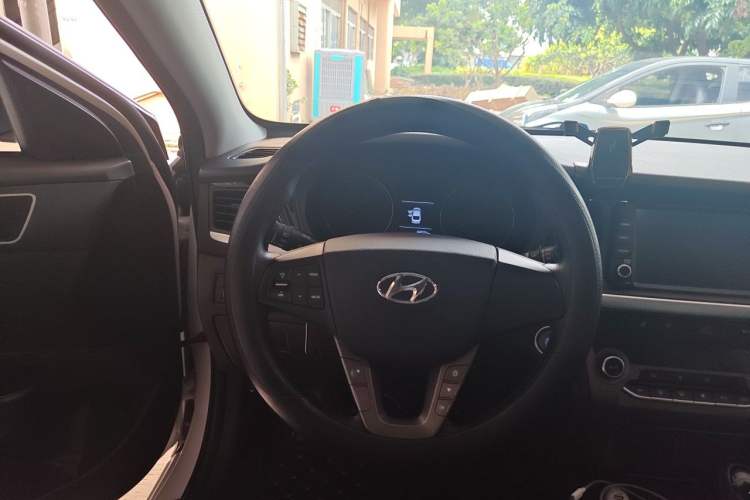 Used Hyundai Mistra 2019 1.8L Automatic Smart GLS China VI Standard Steering Wheel