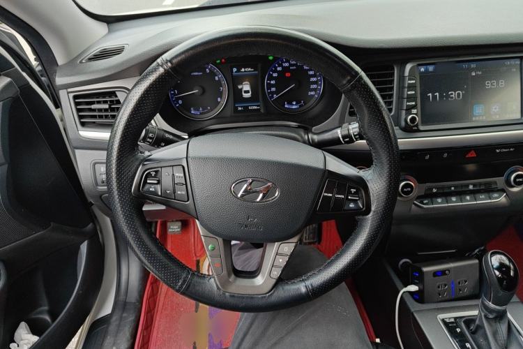 Used Hyundai Mistra 2019 1.8L Automatic Deluxe DLX Model China VI Standard Steering Wheel