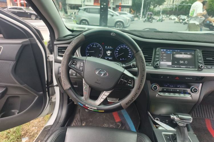 Used Hyundai Mistra 2019 1.8L Automatic Deluxe DLX Model China VI Standard Steering Wheel