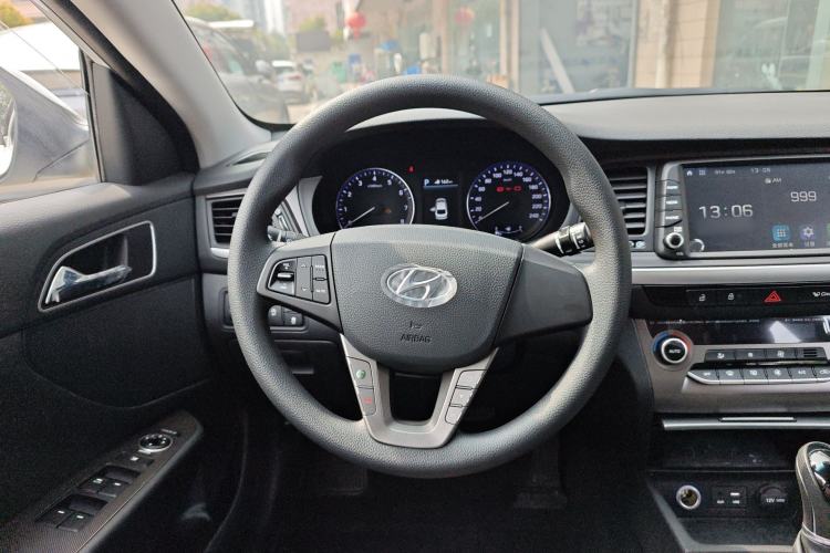 Used Hyundai Mistra 2019 1.8L Automatic Smart GLS China VI Standard Steering Wheel