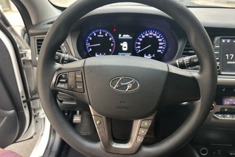 Used Hyundai Mistra 2019 1.8L Automatic Smart GLS Commemorative Model China VI Standard Steering Wheel