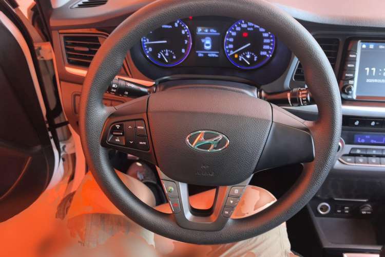 Used Hyundai Mistra 2019 1.8L Automatic Smart GLS China VI Standard Steering Wheel