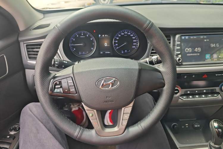 Used Hyundai Mistra 2019 1.8L Automatic Smart GLS Commemorative Model China VI Standard Steering Wheel