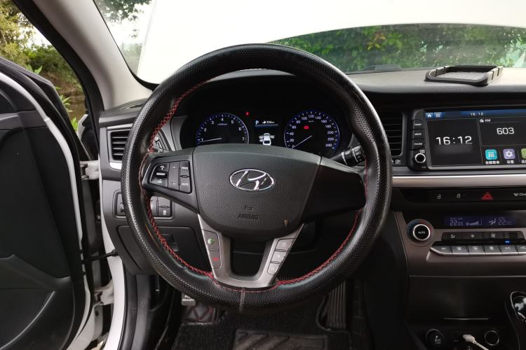 Used Hyundai Mistra 2019 1.8L Automatic Smart GLS Commemorative Model China VI Standard Steering Wheel