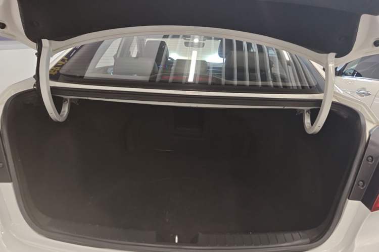 Used Hyundai Mistra 2019 1.8L Automatic Smart GLS China VI Standard Trunk