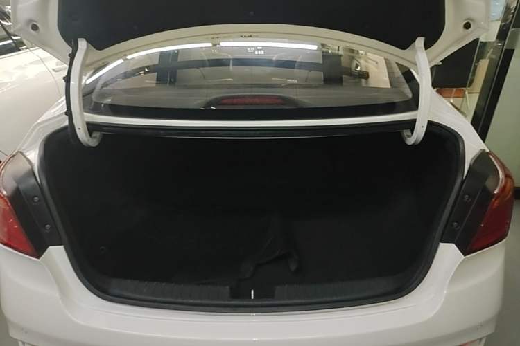 Used Hyundai Mistra 2019 1.8L Automatic Smart GLS China VI Standard Trunk