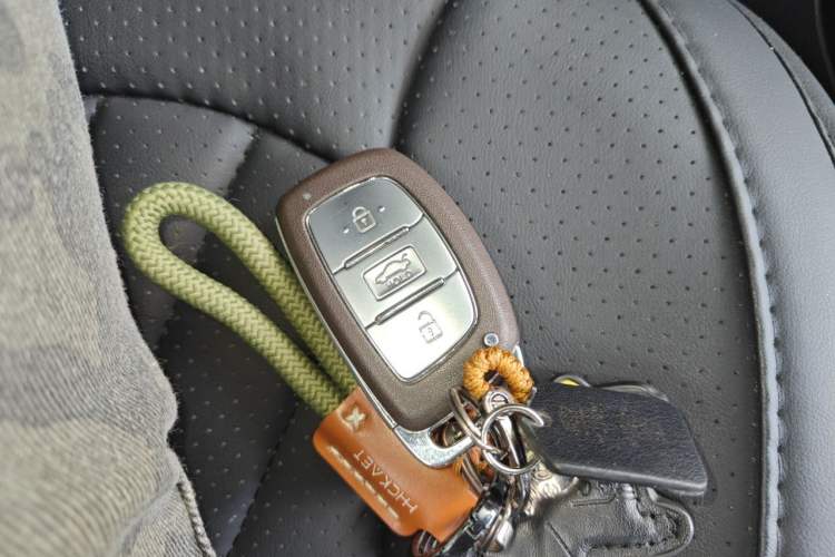 Used Hyundai Mistra 2019 1.8L Automatic Smart GLS China VI Standard Vehicle Key