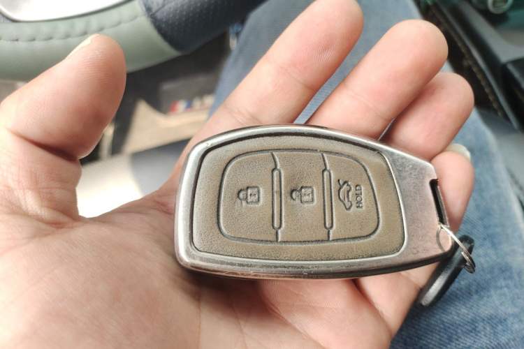 Used Hyundai Mistra 2019 1.8L Automatic Smart GLS China VI Standard Vehicle Key
