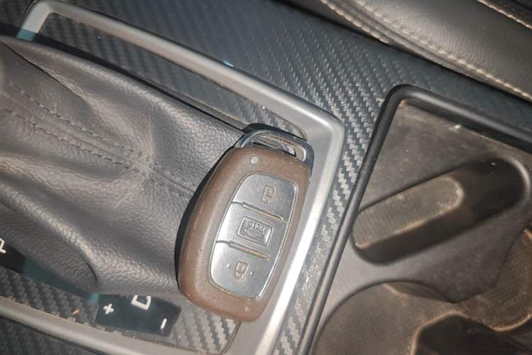 Used Hyundai Mistra 2019 1.6T Automatic Smart GLS China VI Standard Vehicle Key