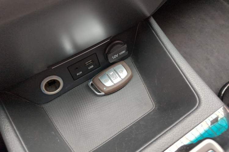 Used Hyundai Mistra 2019 1.8L Automatic Smart GLS China VI Standard Vehicle Key
