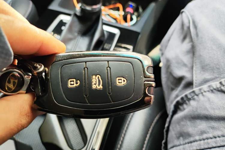 Used Hyundai Mistra 2019 1.8L Automatic Smart GLS China VI Standard Vehicle Key