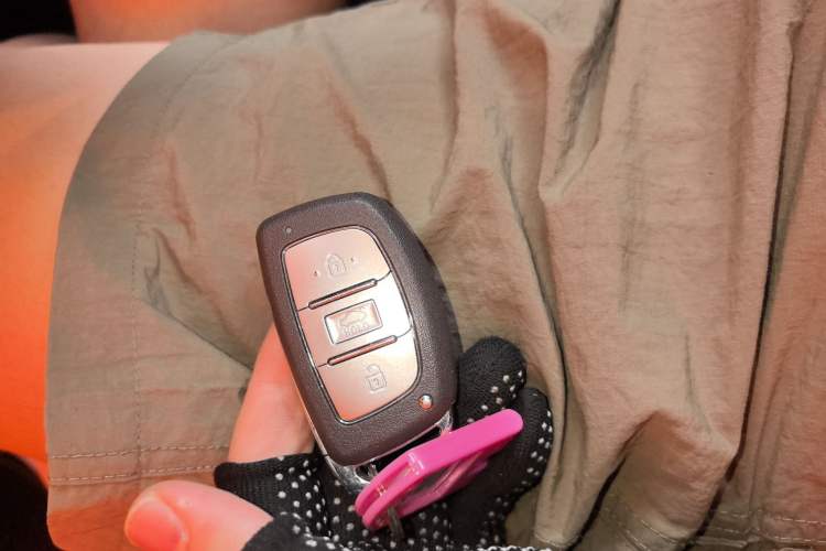 Used Hyundai Mistra 2019 1.8L Automatic Smart GLS China VI Standard Vehicle Key