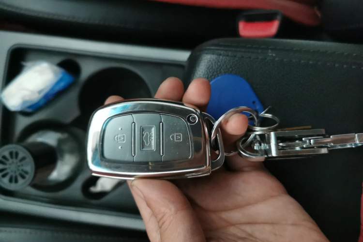 Used Hyundai Mistra 2019 1.8L Automatic Smart GLS Commemorative Edition China V Standard Vehicle Key