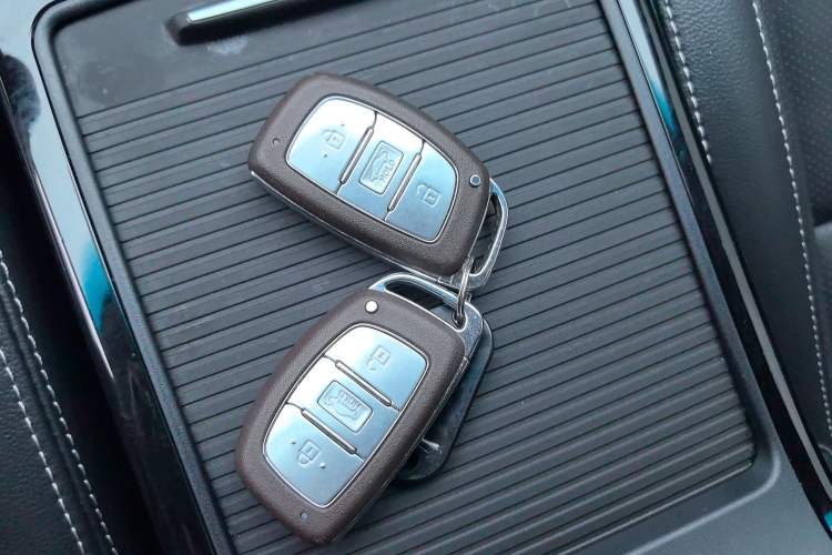 Used Hyundai Mistra 2019 1.6T Automatic Smart GLS China VI Standard Vehicle Key