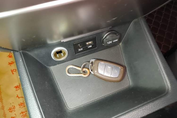 Used Hyundai Mistra 2019 1.8L Automatic Smart GLS China VI Standard Vehicle Key